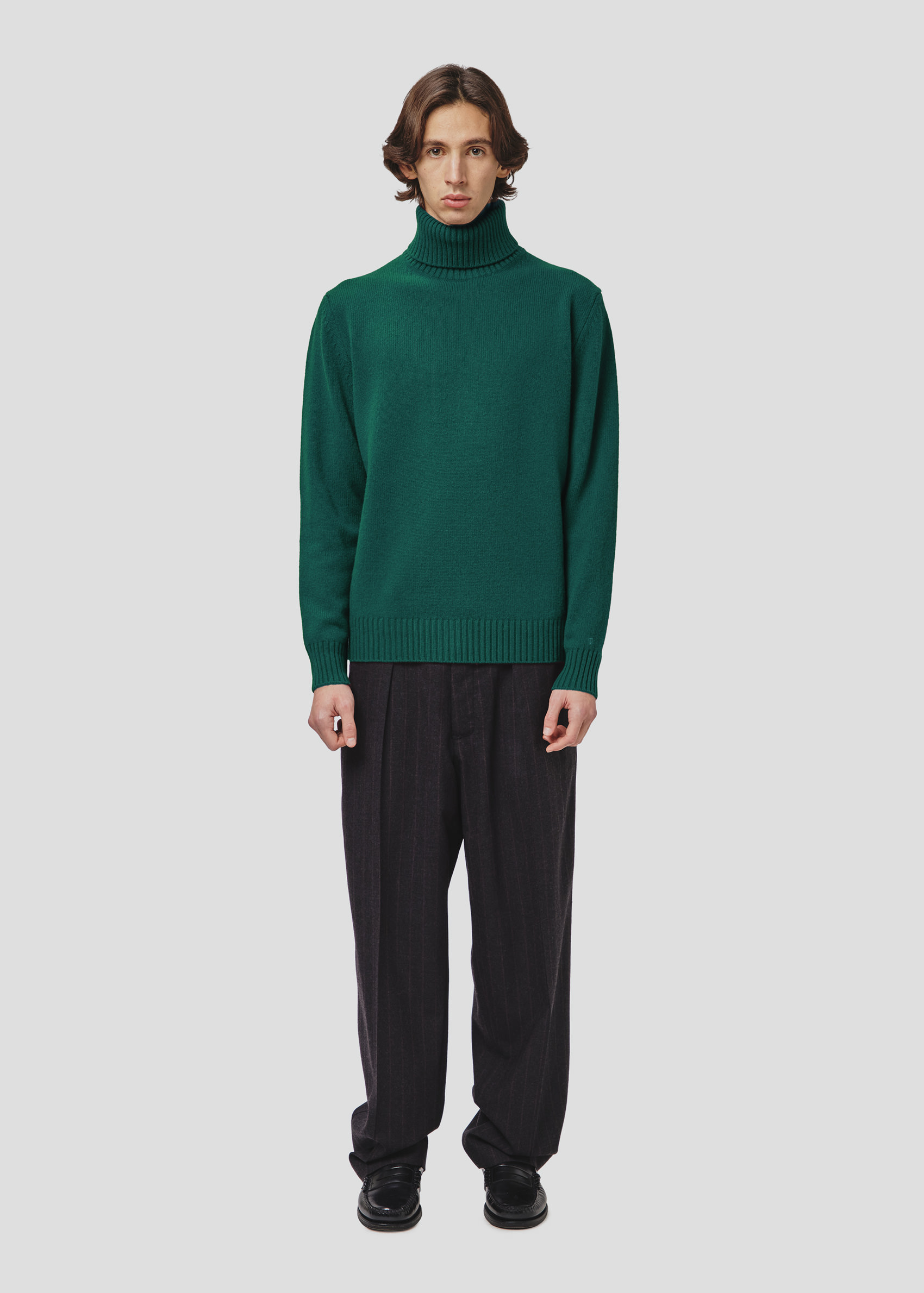 SEVEN GAUGE: LAMBSWOOL HIGH NECK SWEATER GREEN