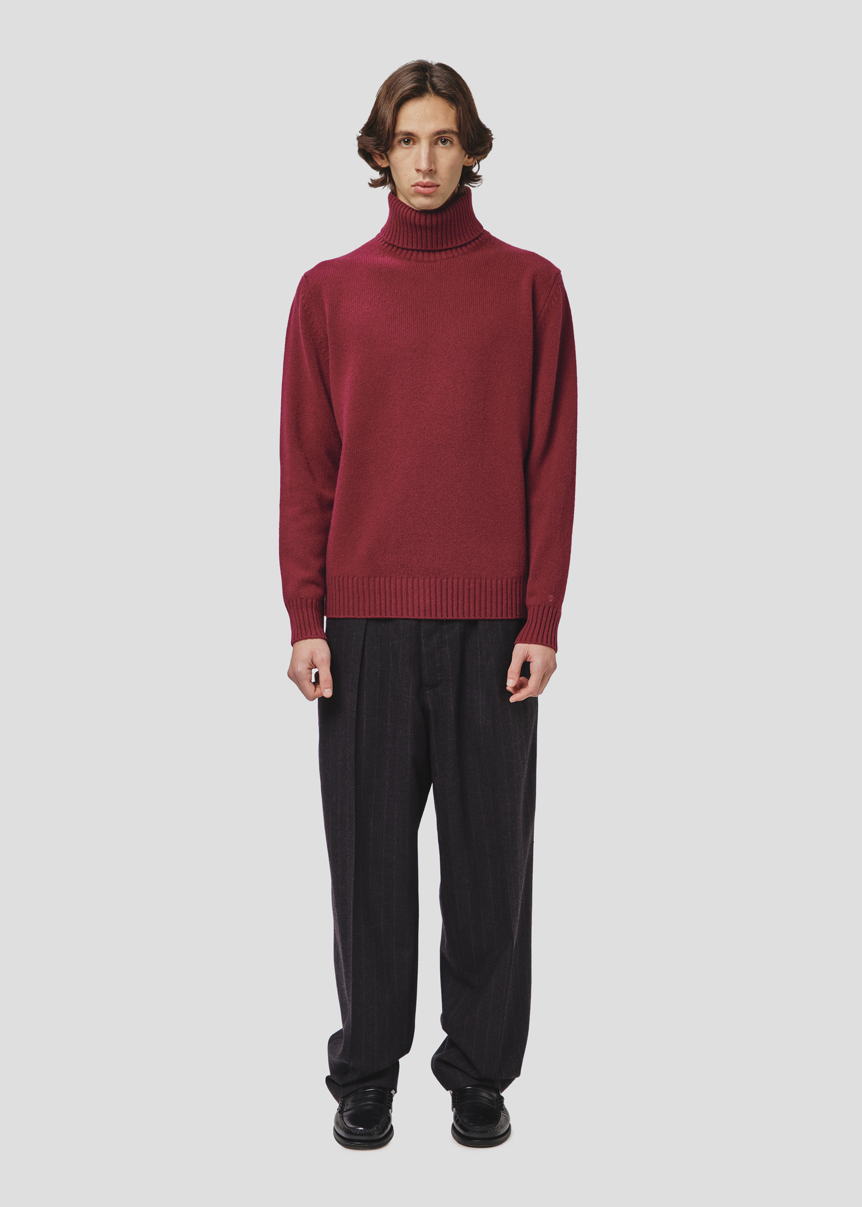 SEVEN GAUGE: LAMBSWOOL HIGH NECK SWEATER BURGUNDY