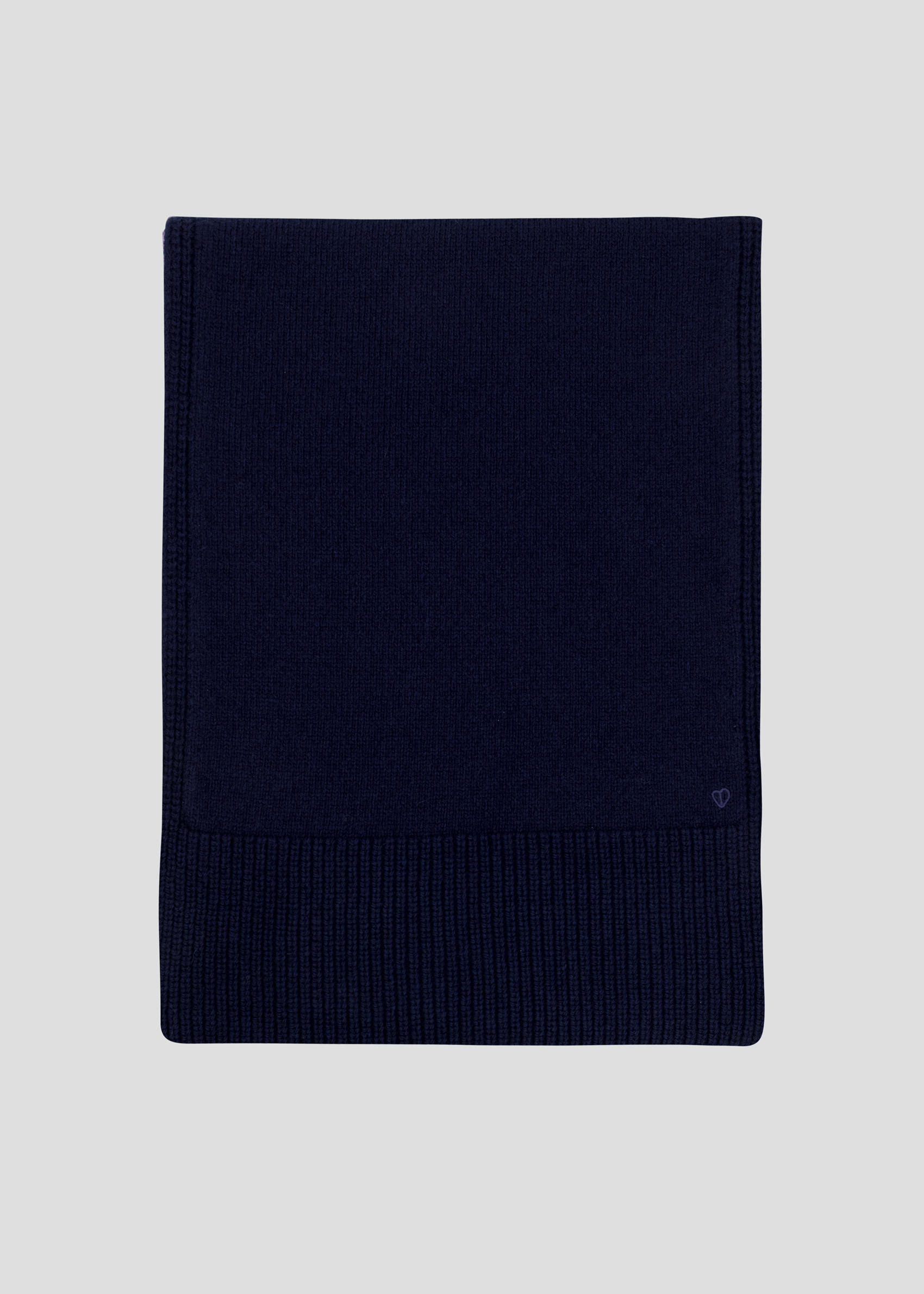 SEVEN GAUGE: LAMBSWOOL SCARF BLUETTE