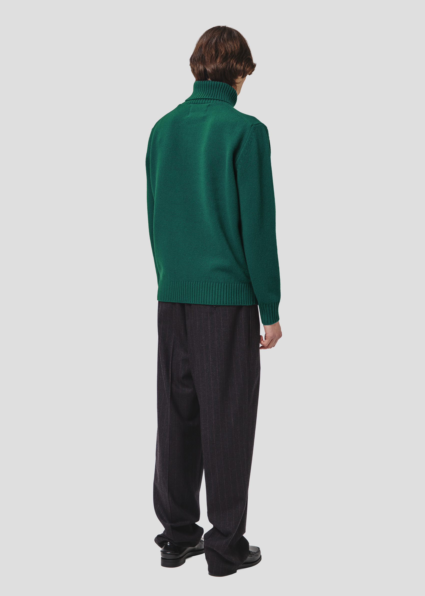 SEVEN GAUGE: LAMBSWOOL HIGH NECK SWEATER GREEN